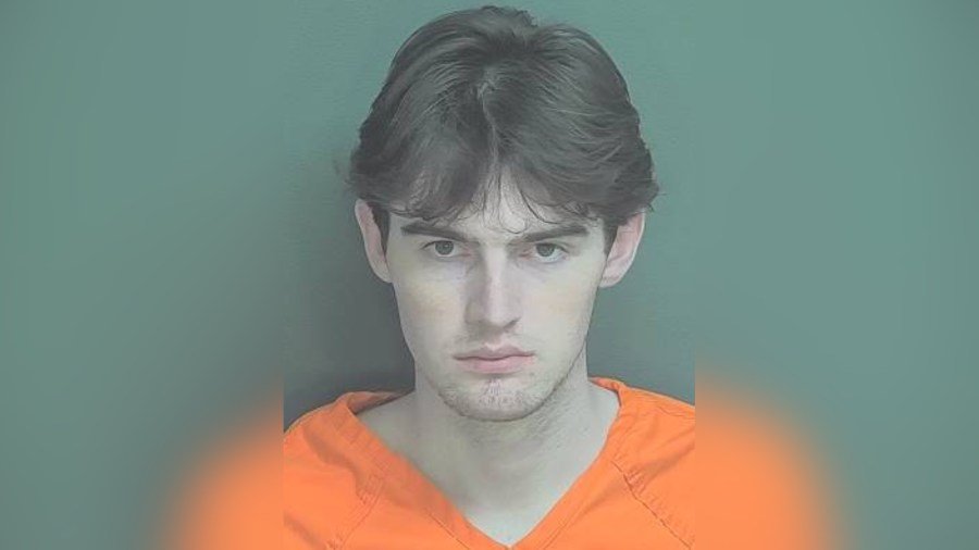 Indiana man was allegedly high on painkillers during head-on crash that injured Lebanon couple nicholas lampe mugshot owi crash arrest via boone county jail